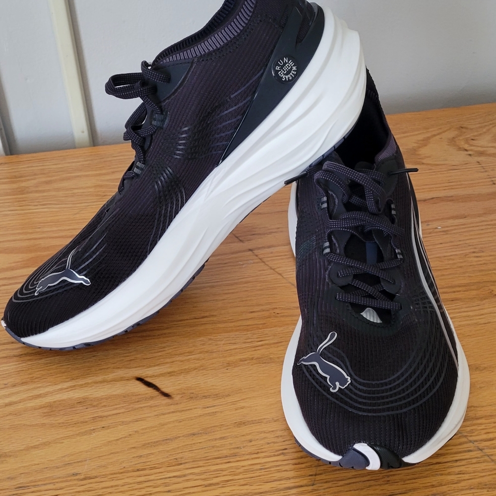 Puma Men's Black and White Athletic Shoes
